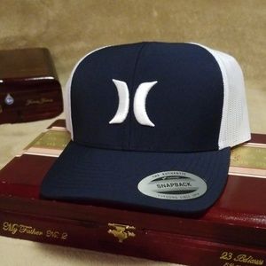 HURLEY 💥last one💥classic fit mens snapback